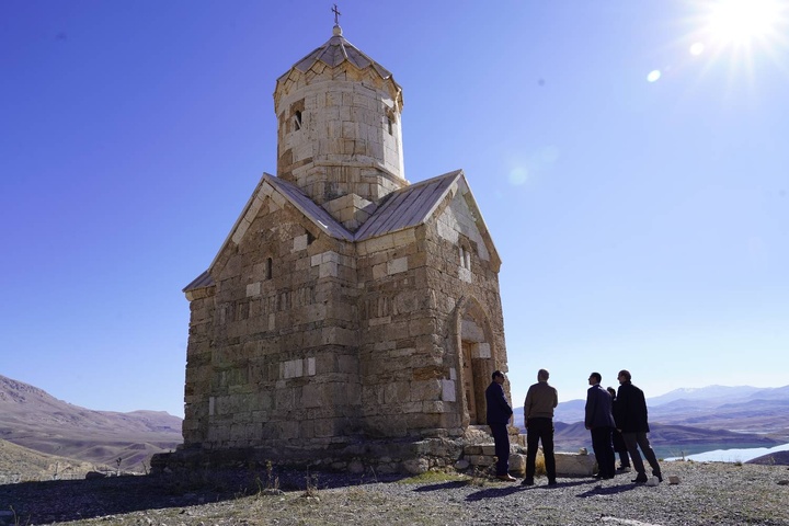 کلیسای زور زور ماکو ساماندهی می شود
