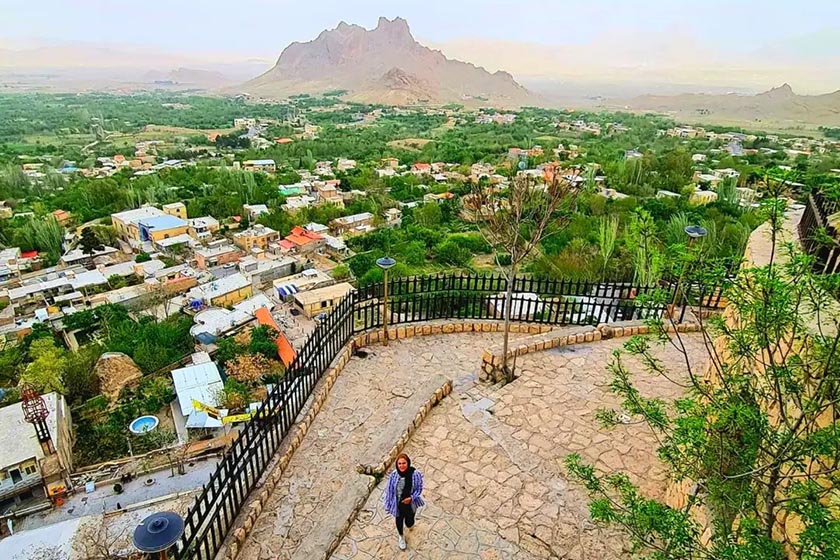 آبشار نیاسر کاشان | مسیر دسترسی + جاهای دیدنی
