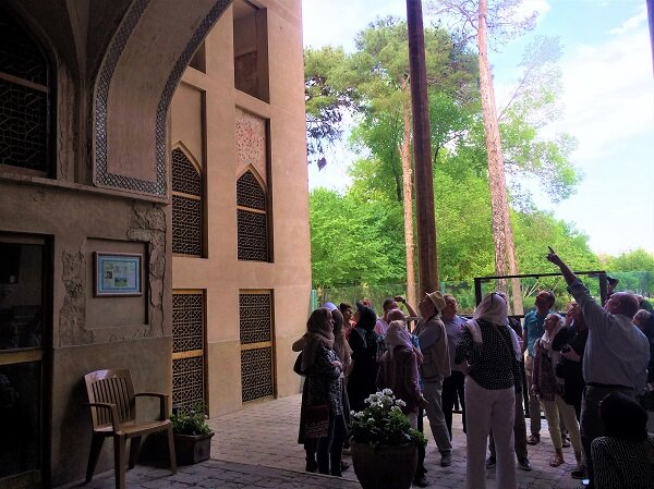 اصفهان در مسیر افول گردشگری؛ چرا نصف جهان از جذب گردشگر خارجی بازمانده است؟