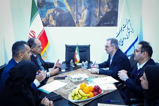 استاندار کرمان در دیدار سفیر اسپانیا: دیار کریمان مقصدی جذاب برای گردشگران خارجی است