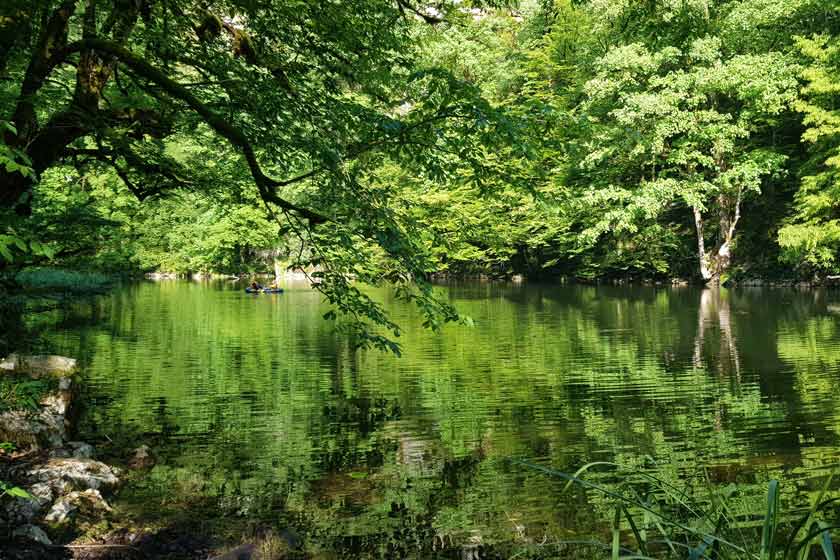 Discover Farakhin Lake in Nowshahr - Access Guide and Scenic Attractions