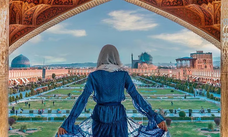 سفر آسوده به آتشگاه اصفهان: راهنمای دسترسی سریع و نکات ضروری