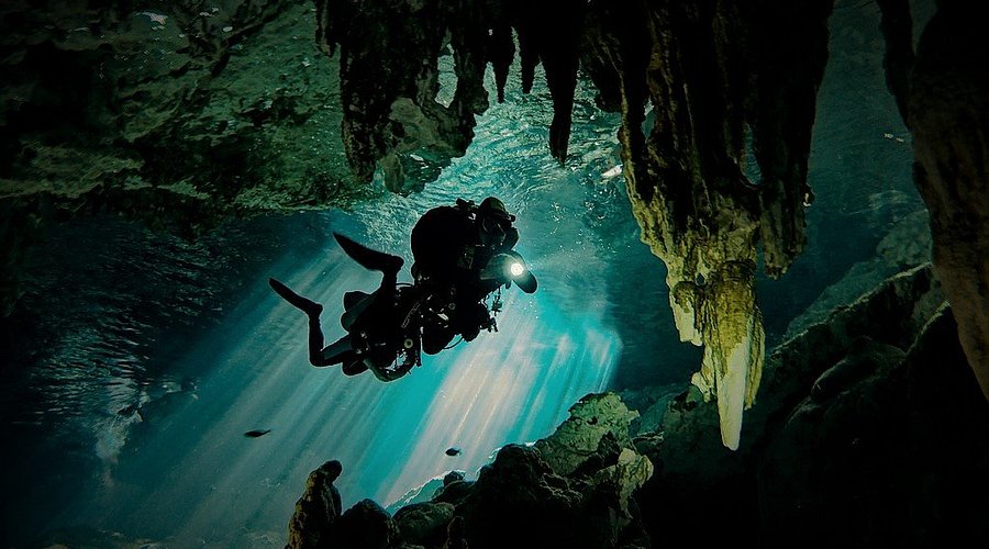 Cenotes Dos Ojos Tulum: Ultimate Guide to the Best Snorkeling Experience