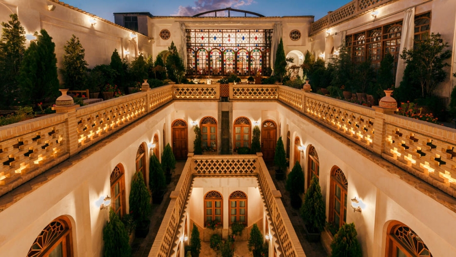 Cheap Isfahan Hotel Deals - Save Big on Your Next Stay with Iran Charter