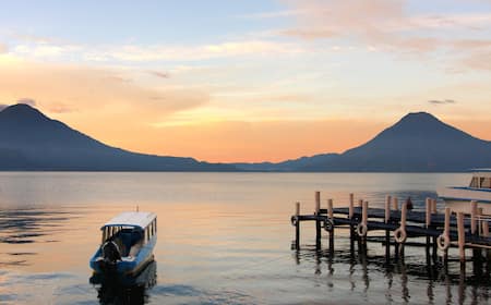 Discover Lake Atitlán: Guatemala's Enchanting Natural Wonder