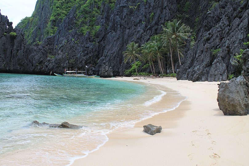 El Nido Beaches: Discover Palawan's Paradise of Pristine Shores