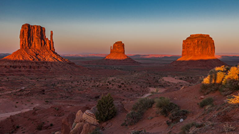 Monument Valley Arizona Utah: Iconic Natural Wonder of the American Southwest