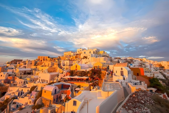 Oia Village Santorini: The Ultimate Guide to the Charming Cliffside Village
