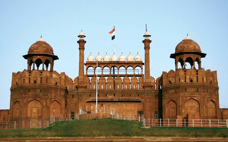 Red Fort Delhi: Uncover India's Majestic Historic Legacy