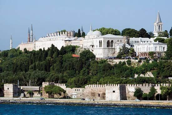 Topkapi Palace Istanbul - Discover the Historic Gem of Istanbul