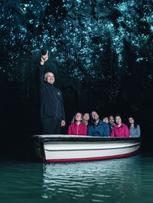 Waitomo Glowworm Caves Waikato Region: Discover New Zealand's Magical Underground Adventure