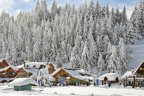Discover the Stunning Beauty of the Bariloche Lakes Region in Río Negro Province