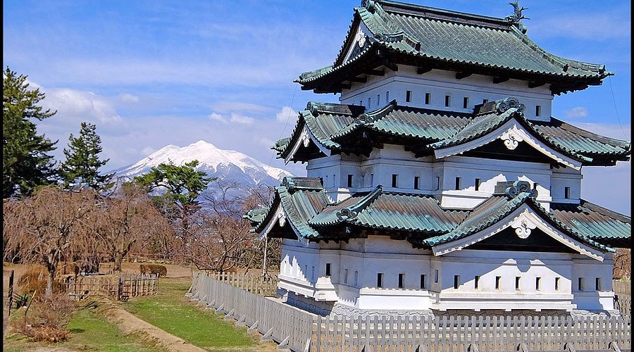 Hirosaki Castle Aomori Prefecture: Discover Japan's Historic Landmark