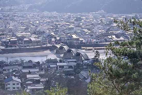 Kintai Bridge Yamaguchi Prefecture: Iconic Historic Bridge in Japan