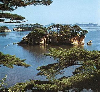 Matsushima Bay: Top Attractions in Miyagi Prefecture